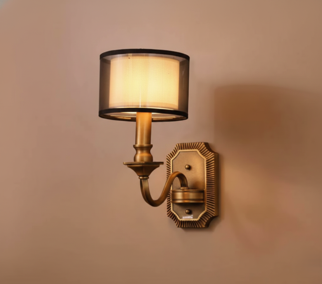 Classic Wall Light