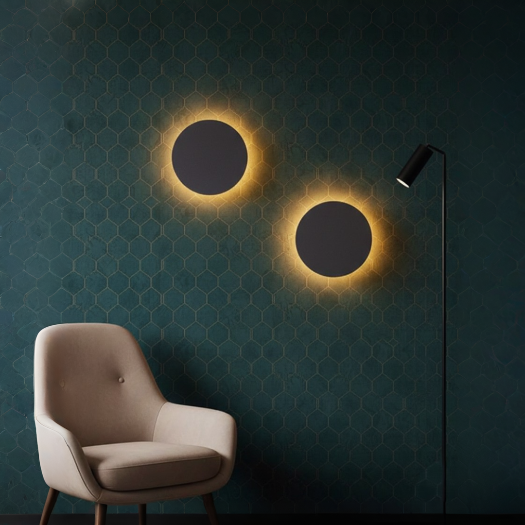 Sophisticated Outdoor Round Wall Facade Light