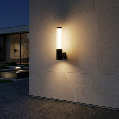 Linear Lumina Outdoor Wall Light