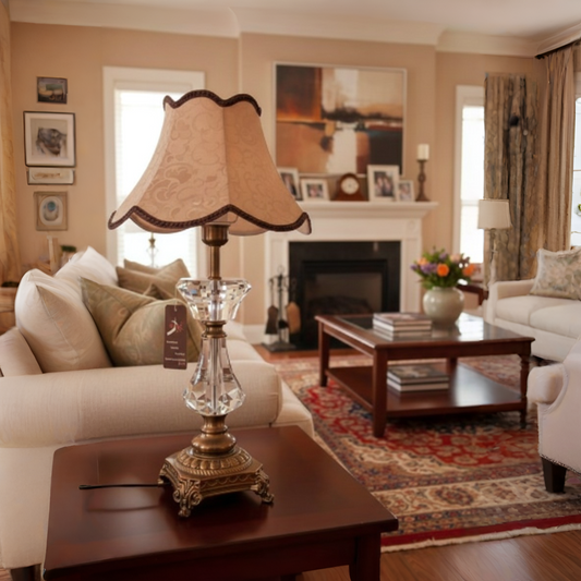 Classic Illumination Table Lamp