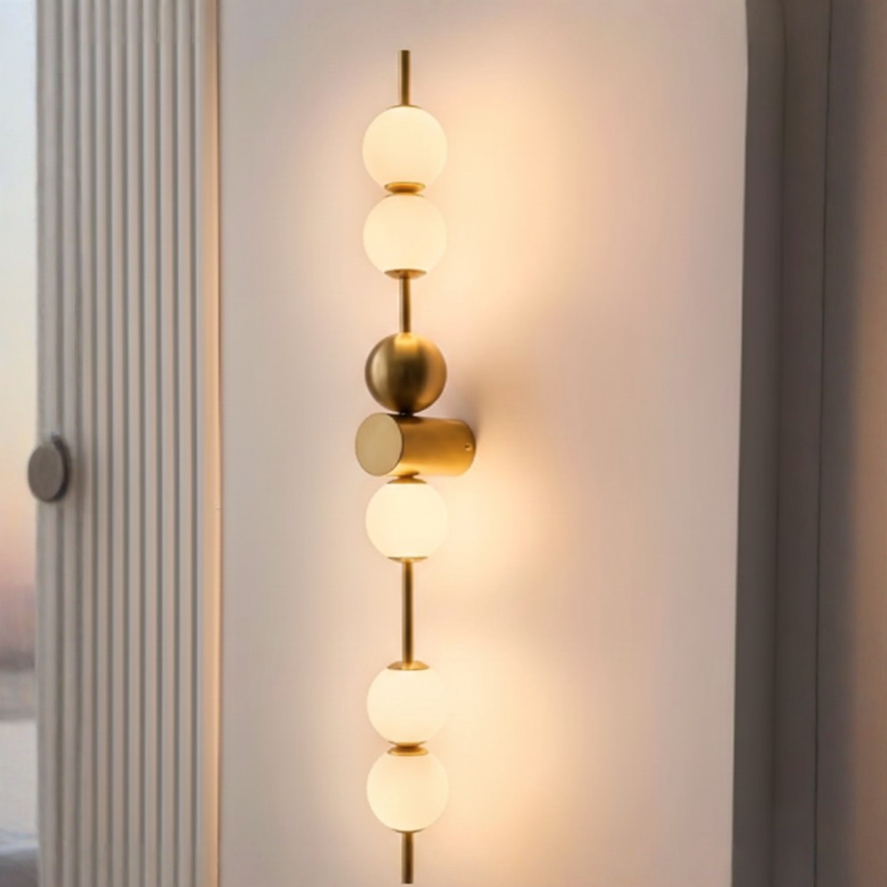 Vivid Wall Light