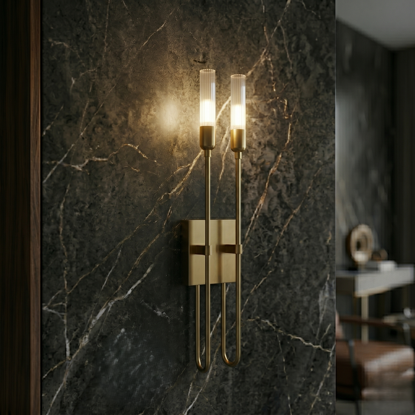 Luxe Aura Glow Wall Light
