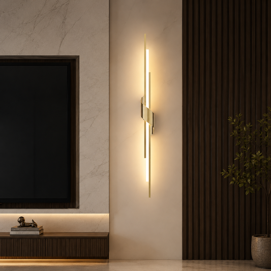 Luxurious Sleek Wall Light