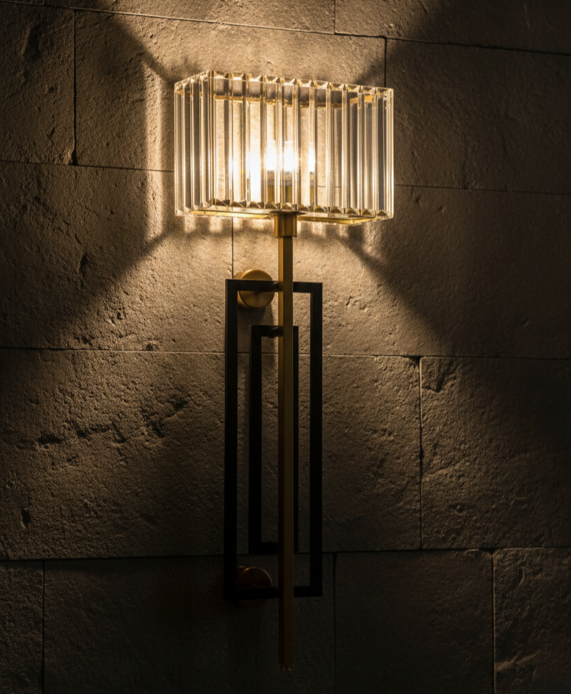 Opulent Light Wall Light